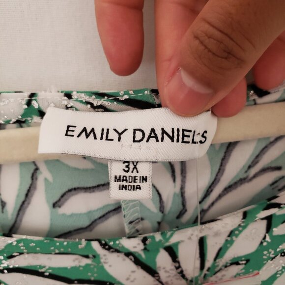 Emily Daniels Multicolor Green Floral Design Stretchy Shiny Flakes Plus Size 3X - Picture 3 of 15